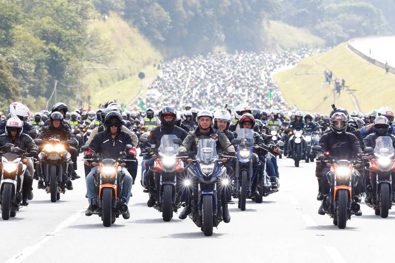 Motociclistas em apoio a Bolsonaro